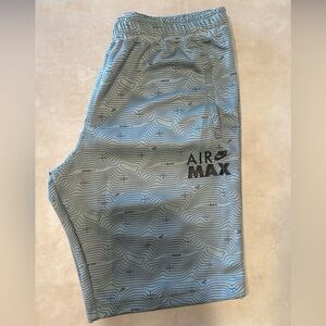 Nike Mens Light Gray Air Max Patterned Athletic Shorts